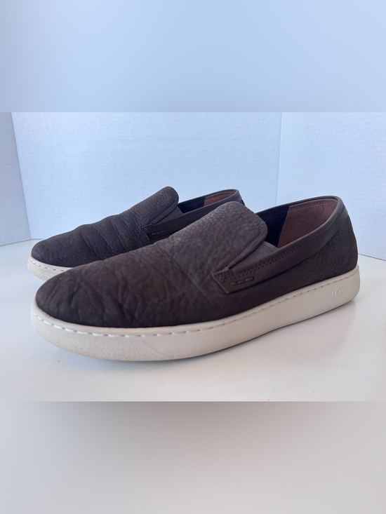 UGG Pismo Brown Leather Slip On Casual Shoes Loafer Driving Men’s Size 10.5